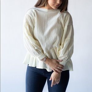 Mod Ref Abigail Top | Cream | size medium